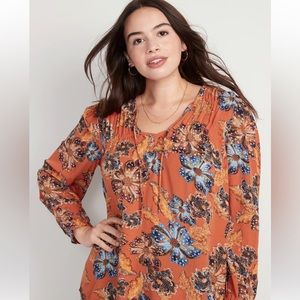 Old Navy Orange Floral Crinkled Smocked Poet Swing Blouse